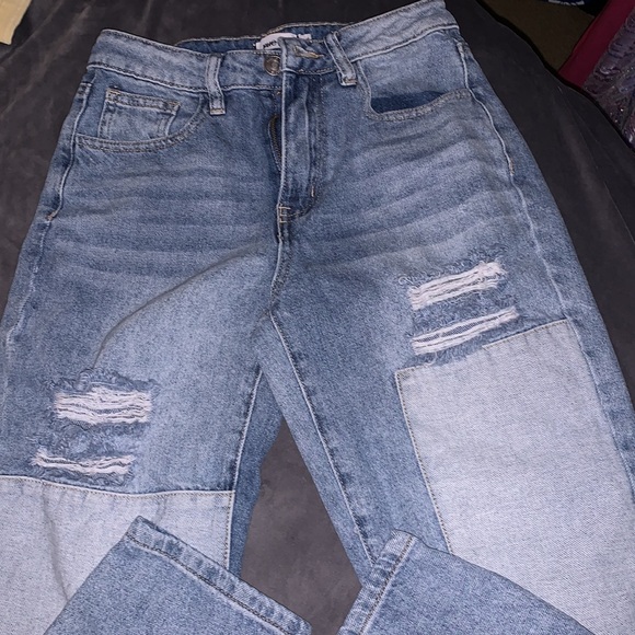Rue 21 patched jeans - Picture 3 of 4
